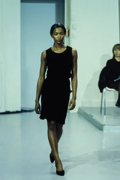 Look 32